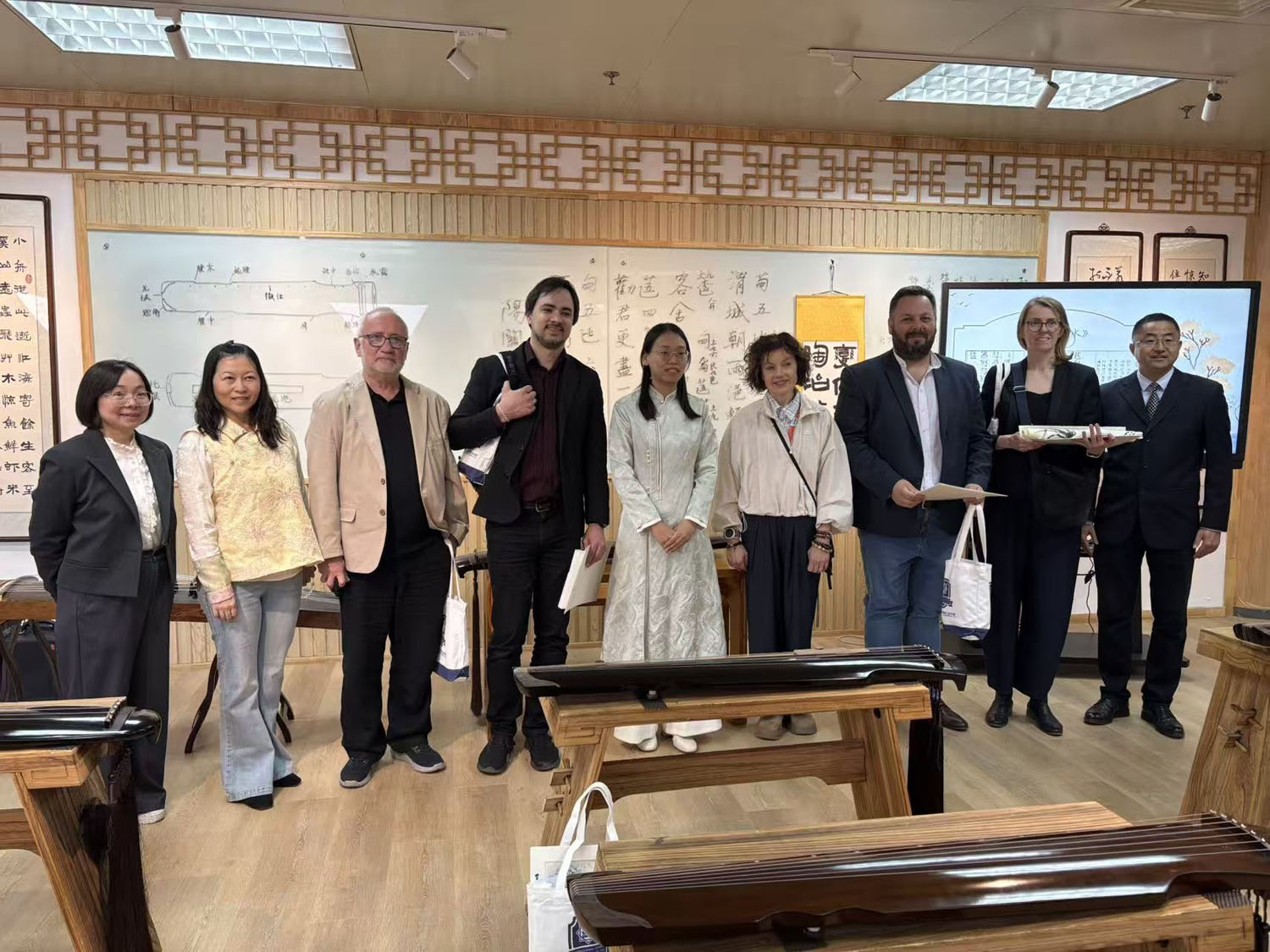 DELEGACJA NAUCZYCIELI NA TIANJIN CHENGJIAN UNIVERSITY
